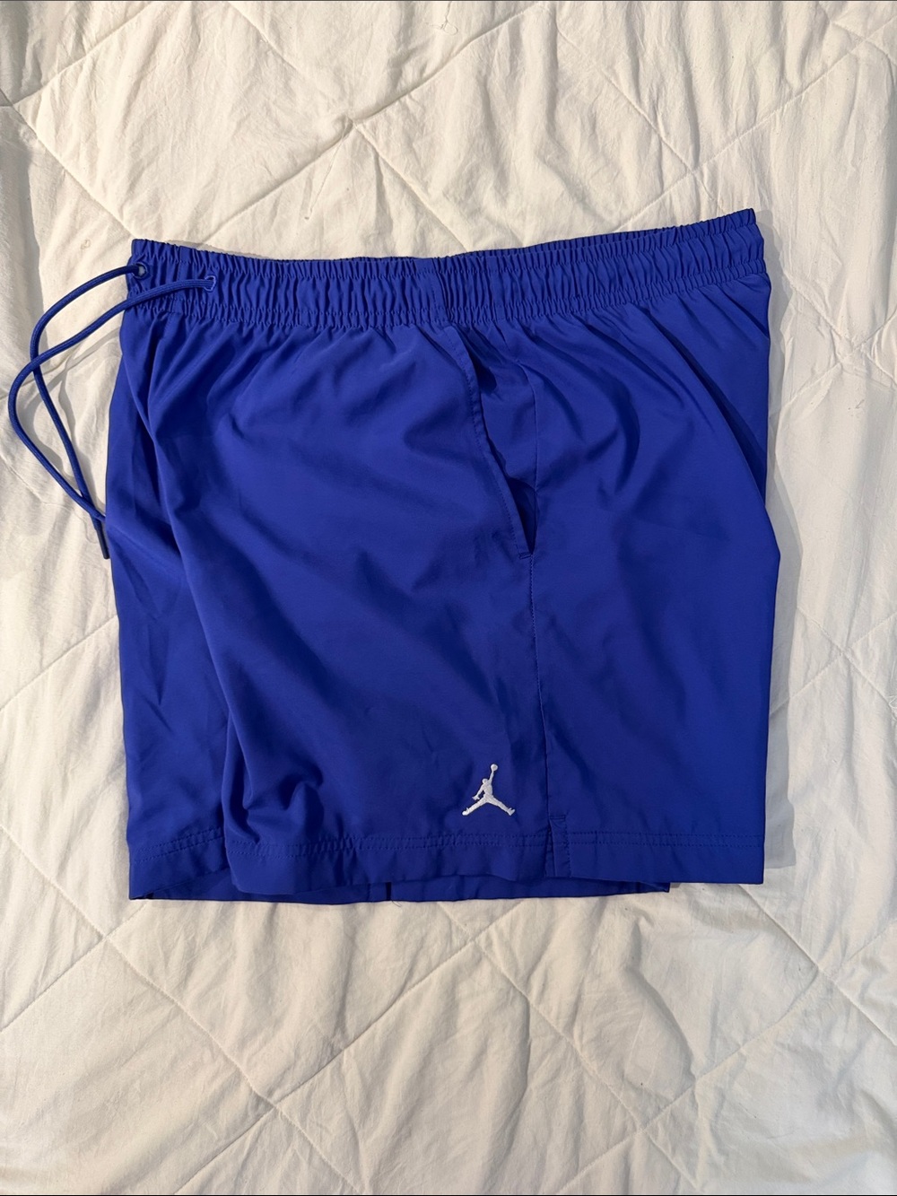 Jordan Men’s purple Athletic Guys Shorts with Jumpman Logo